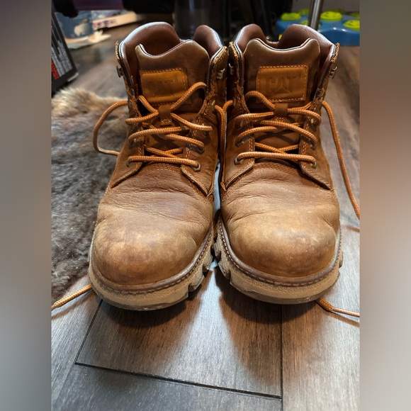 Men’s Caterpillar boots 🥾 - Picture 3 of 5